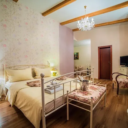 Eco Friendly Dália 4*