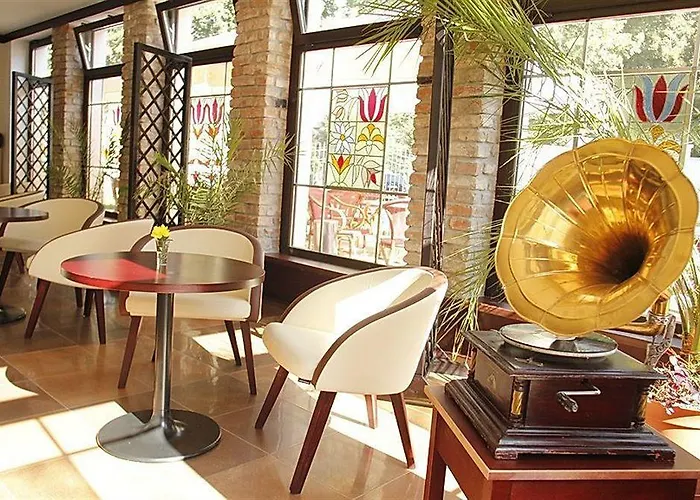 Eco Friendly Dalia 4*